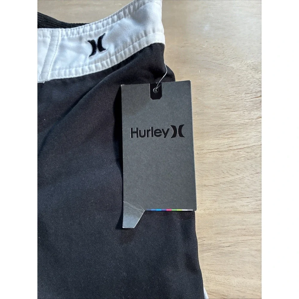NWT Men's 18 Hurley Block Party Black White Board‎ Shorts Trunks Swimsuit 18/29
